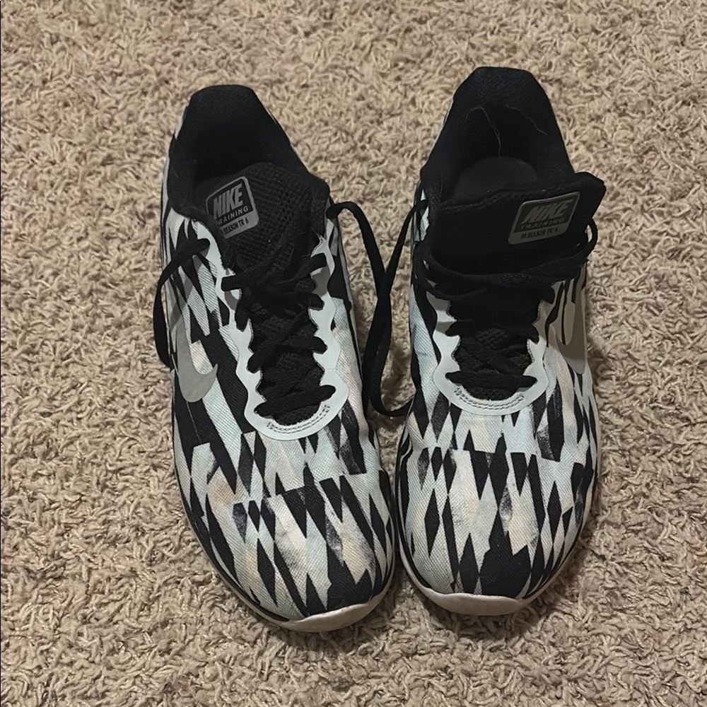 Nike Monochrome Geometric Sneakers